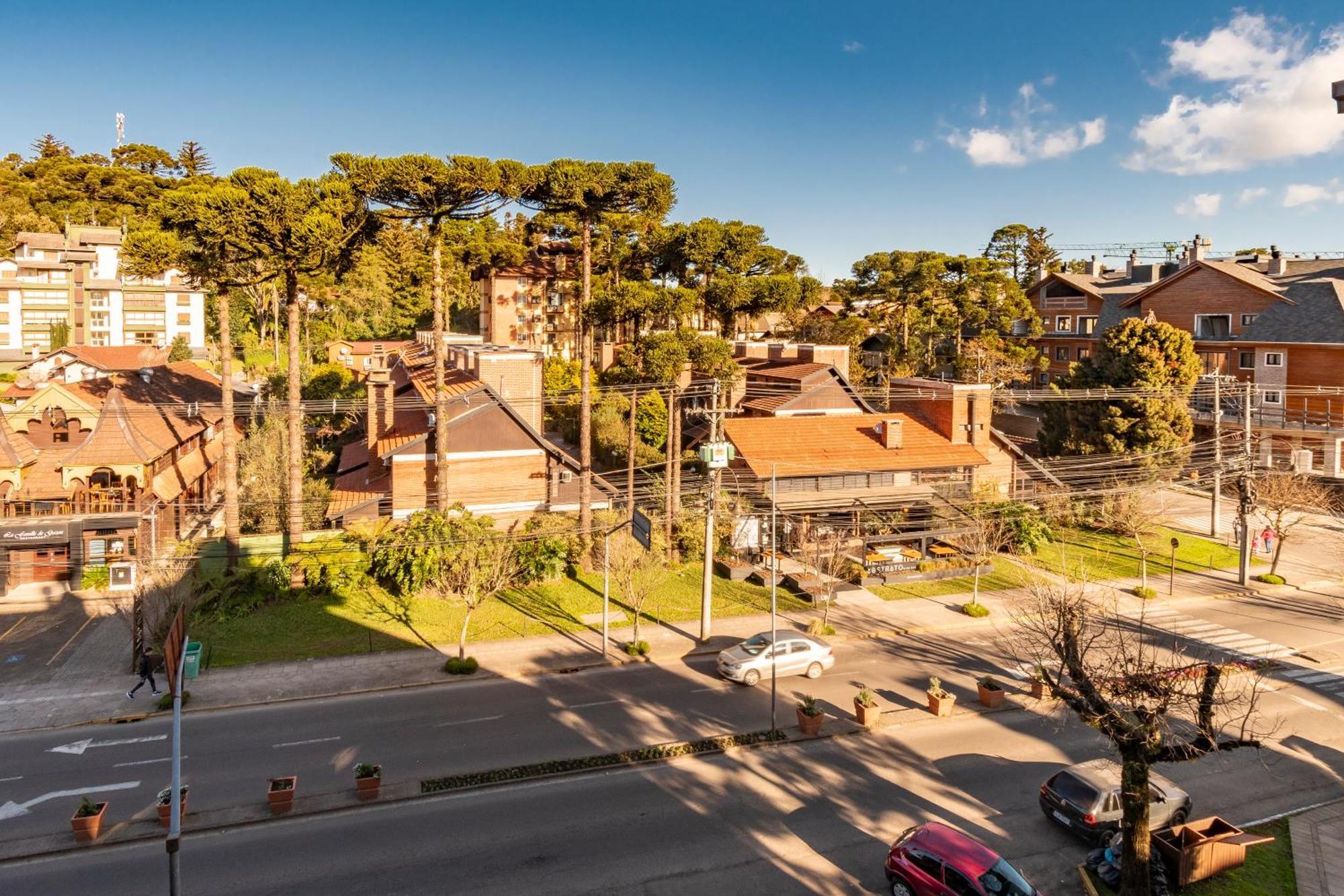 A Apenas 300 Mts Da Rua Coberta, No Exclusivo Via Florida Apartment Gramado Exterior foto
