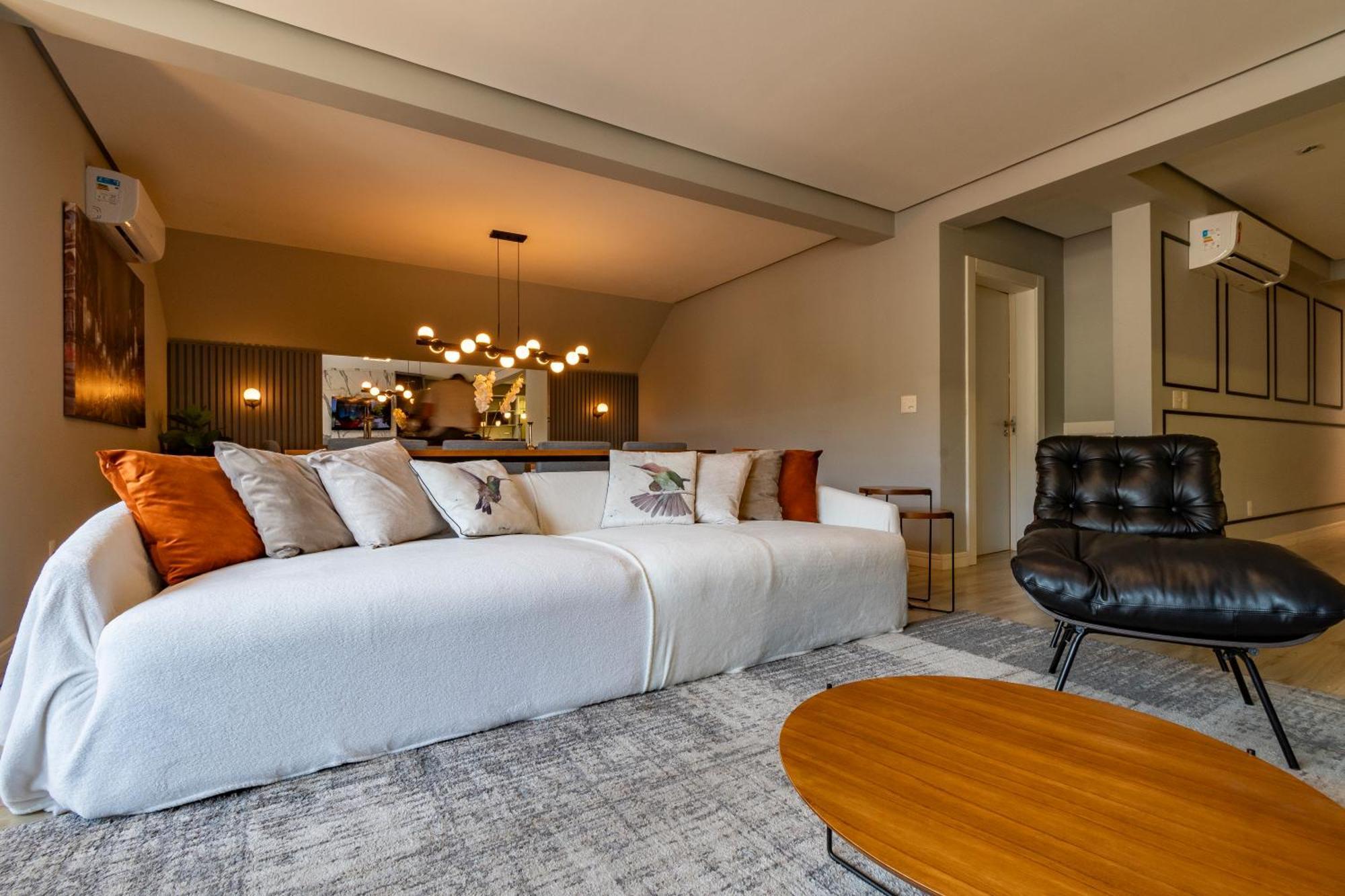A Apenas 300 Mts Da Rua Coberta, No Exclusivo Via Florida Apartment Gramado Exterior foto